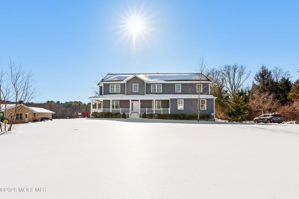 140 Locust Avenue, Howell, NJ 07731