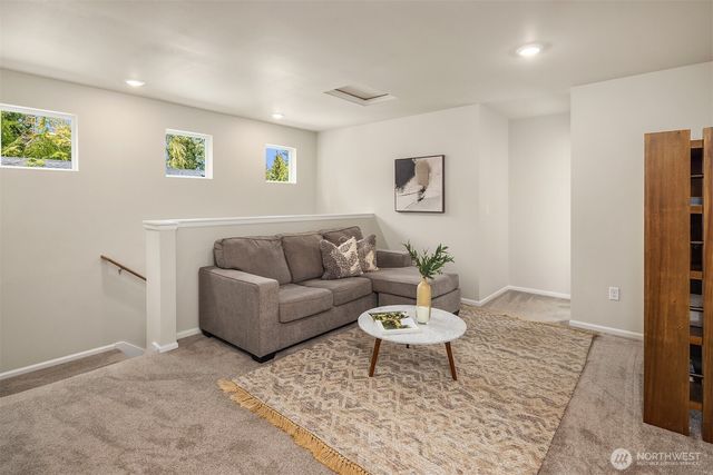 6130 135th Place SW, Edmonds, WA 98026