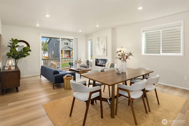 6130 135th Place SW, Edmonds, WA 98026