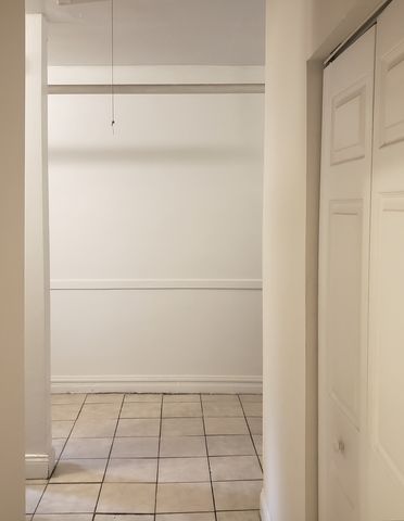 2922 N Albany Avenue GARDEN, Chicago, IL 60618