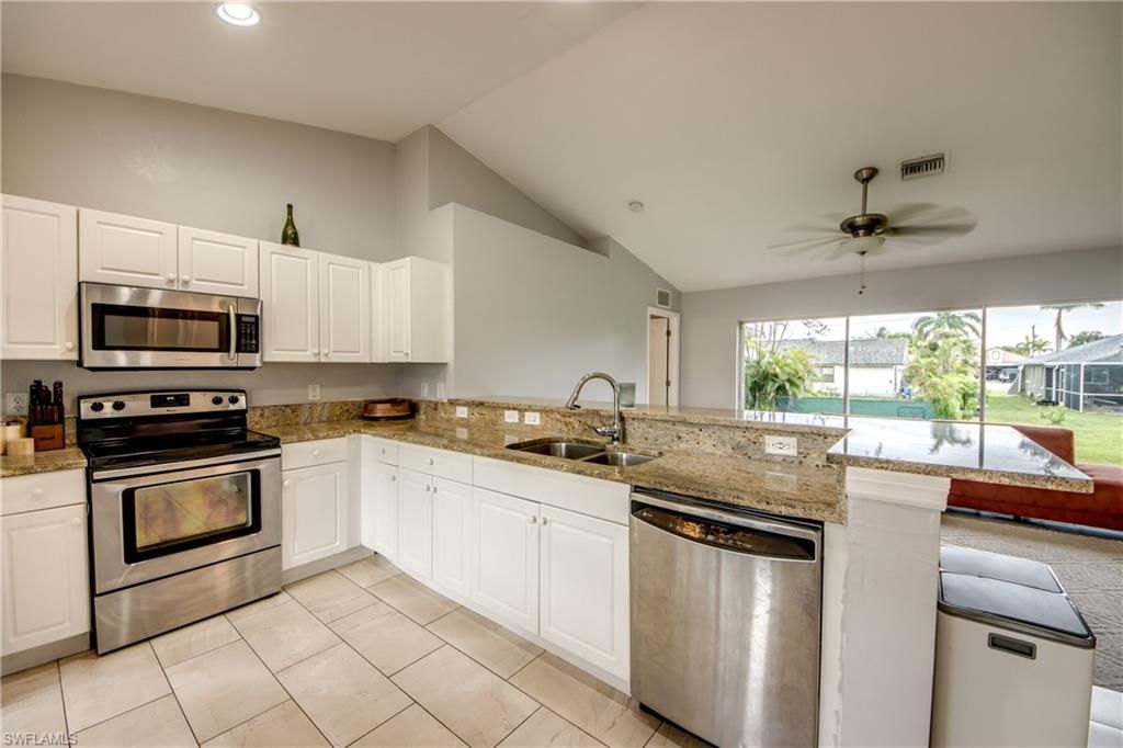 625 SW 11th TER, CAPE CORAL, FL 33991 — photo 3