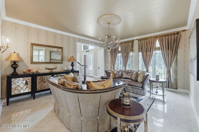 7 Crystal Court, Manalapan, NJ 07726