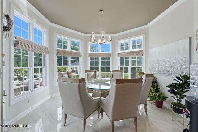 7 Crystal Court, Manalapan, NJ 07726