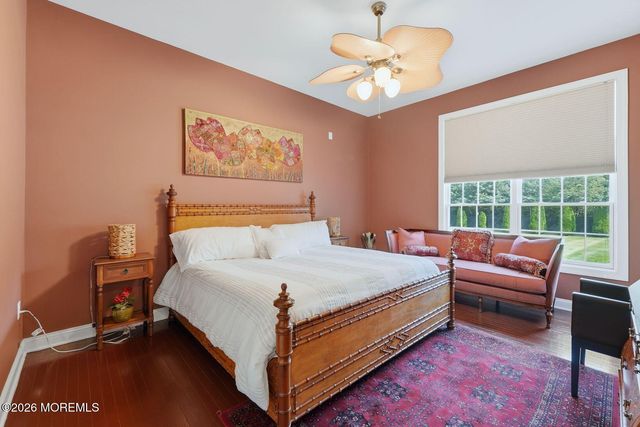 7 Crystal Court, Manalapan, NJ 07726