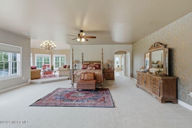 7 Crystal Court, Manalapan, NJ 07726