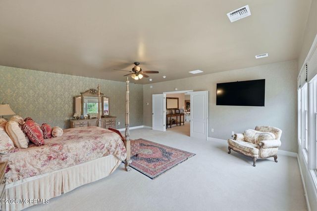 7 Crystal Court, Manalapan, NJ 07726