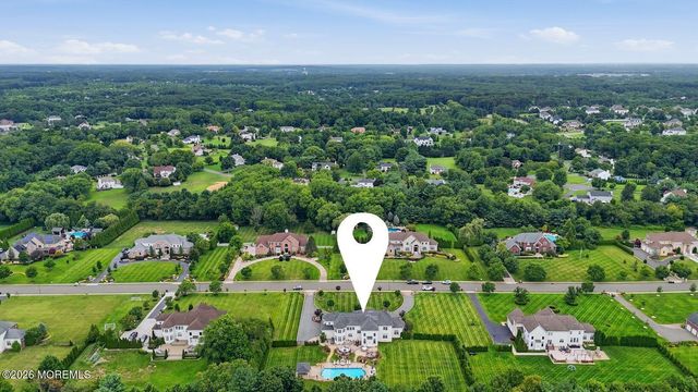 7 Crystal Court, Manalapan, NJ 07726