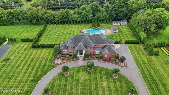 7 Crystal Court, Manalapan, NJ 07726