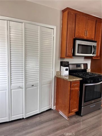 6607 Aura, Reseda, CA 91335