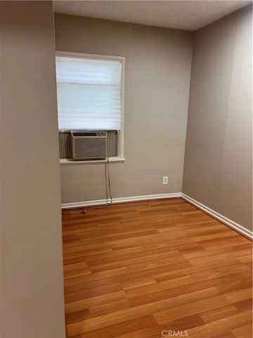 6607 Aura, Reseda, CA 91335