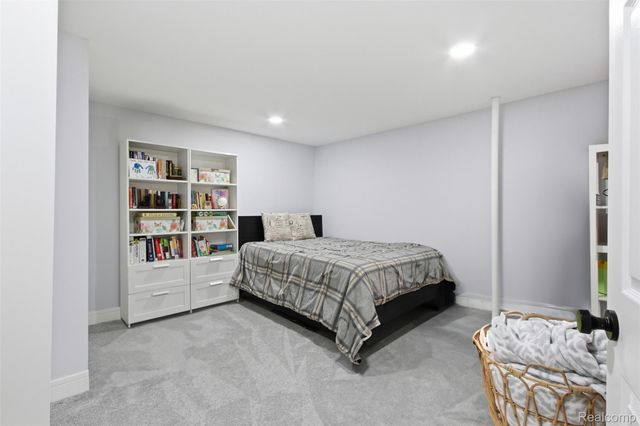 41867 Cantebury Drive, Novi, MI 48377