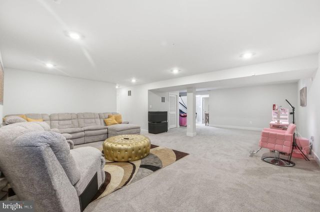 11101 APPLECROSS CT, White Plains, MD 20695