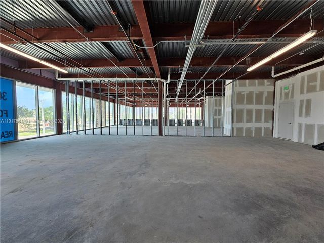 1006 E Hallandale Beach Blvd 4-205, Hallandale Beach, FL 33009