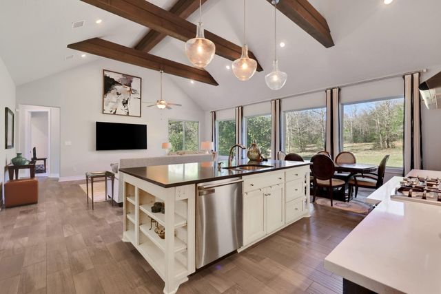 340 Pine Drive, Coldspring, TX 77331