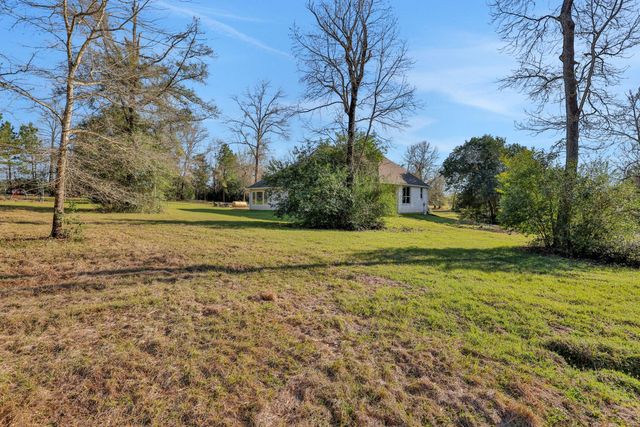 340 Pine Drive, Coldspring, TX 77331