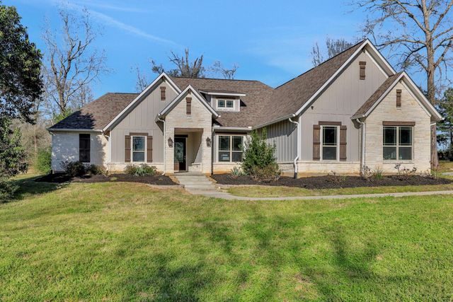 340 Pine Drive, Coldspring, TX 77331