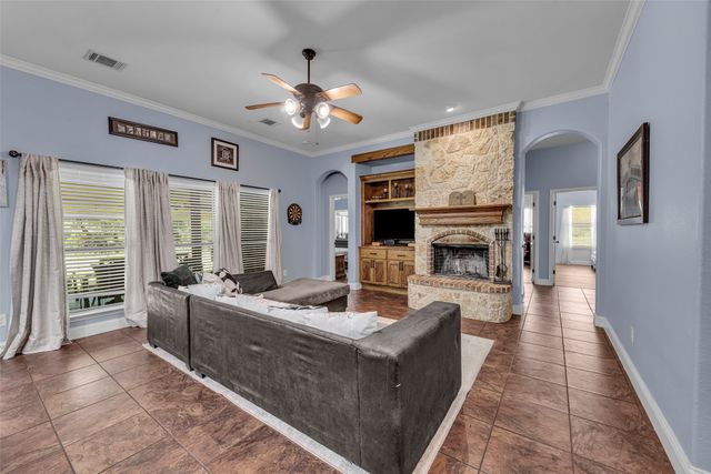 224 Cimmarron Vista Court, Runaway Bay, TX 76426