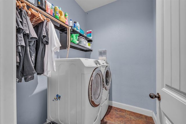 224 Cimmarron Vista Court, Runaway Bay, TX 76426