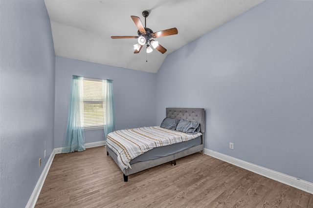 224 Cimmarron Vista Court, Runaway Bay, TX 76426