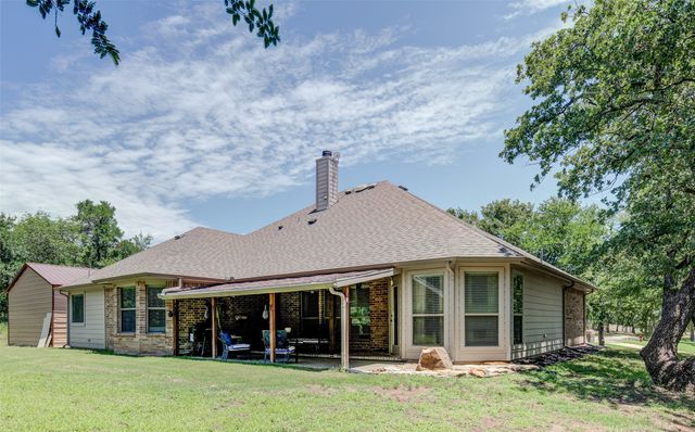 224 Cimmarron Vista Court, Runaway Bay, TX 76426