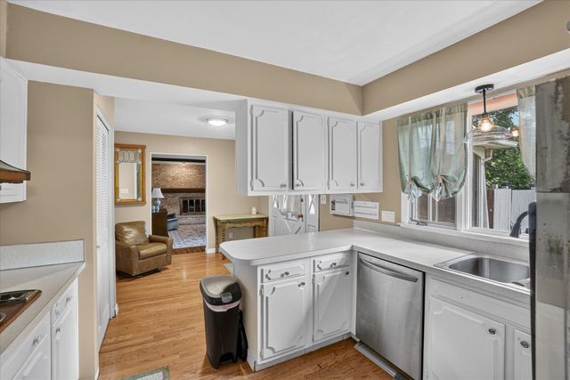 5140 N Mckinley Street, Flushing, MI 48433