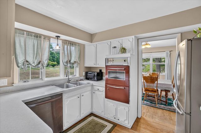 5140 N Mckinley Street, Flushing, MI 48433