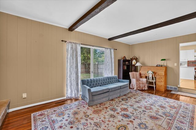 5140 N Mckinley Street, Flushing, MI 48433