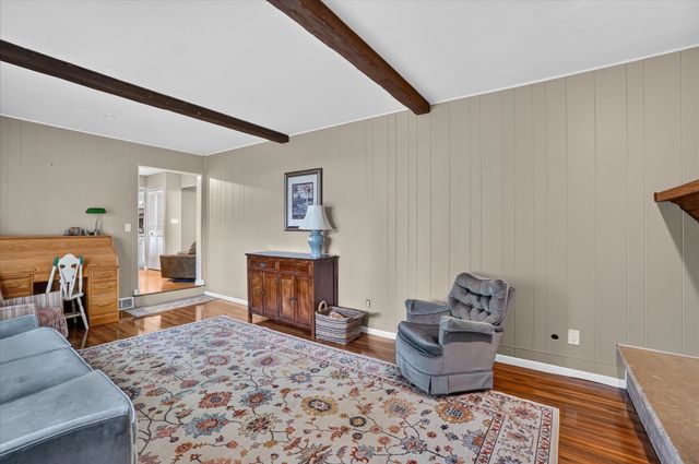 5140 N Mckinley Street, Flushing, MI 48433