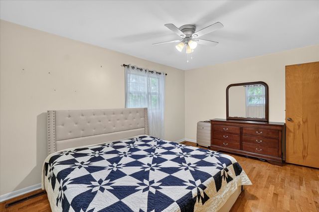 5140 N Mckinley Street, Flushing, MI 48433