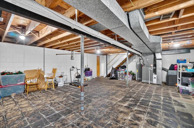 5140 N Mckinley Street, Flushing, MI 48433