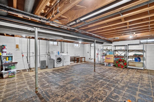 5140 N Mckinley Street, Flushing, MI 48433