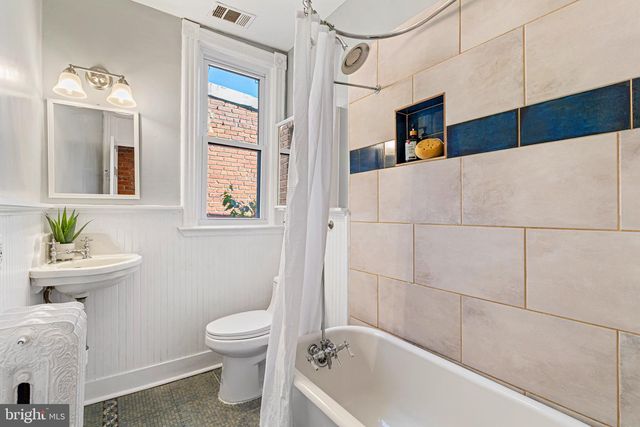 1518 MONROE ST NW, Washington, DC 20010