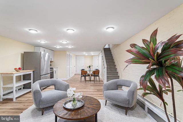 1518 MONROE ST NW, Washington, DC 20010
