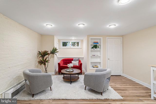 1518 MONROE ST NW, Washington, DC 20010
