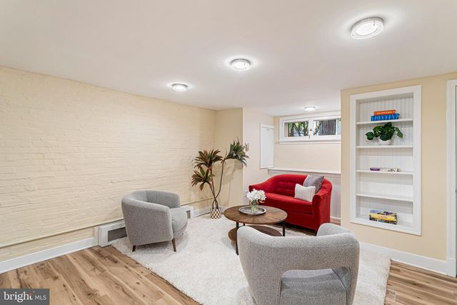 1518 MONROE ST NW, Washington, DC 20010