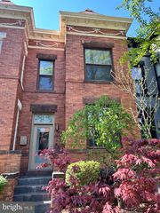 1518 MONROE ST NW, Washington, DC 20010