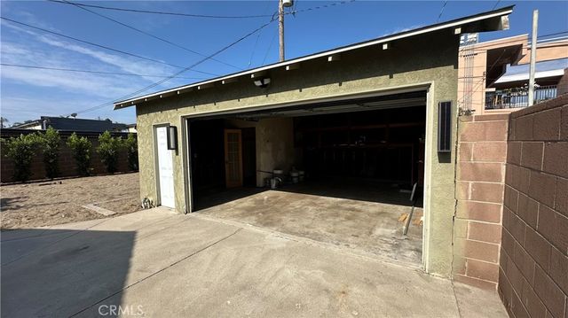 6651 Coronado, Long Beach, CA 90805