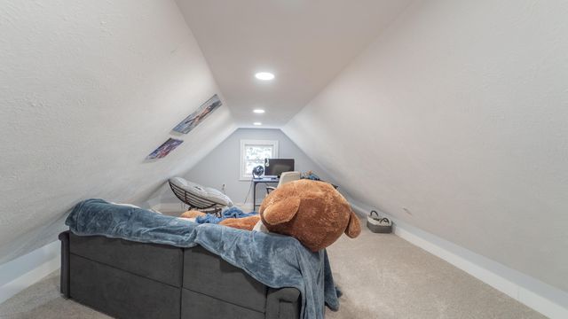 208 E Prairie Ronde Street, Dowagiac City, MI 49047