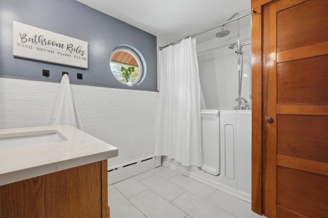 663 Orchard St, Raynham, MA 02767