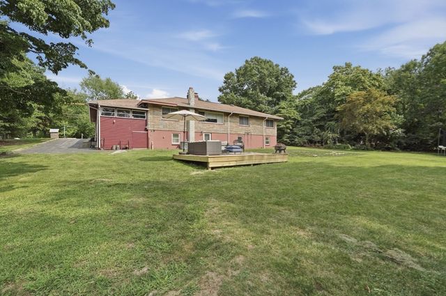 663 Orchard St, Raynham, MA 02767