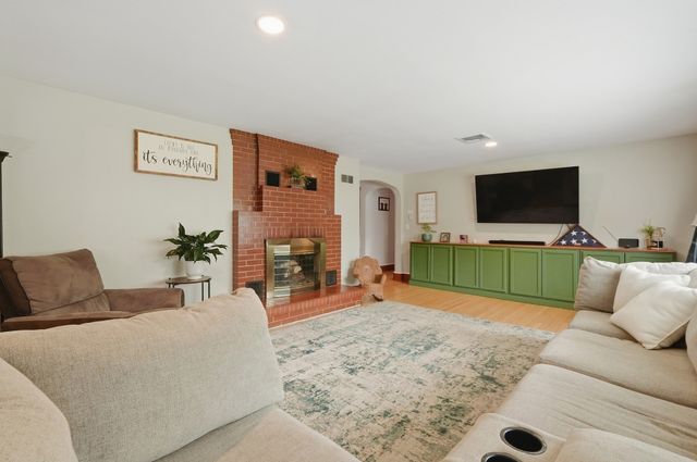 663 Orchard St, Raynham, MA 02767