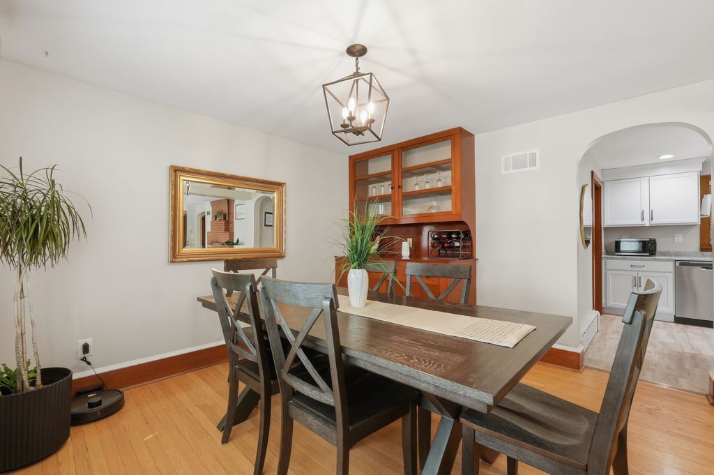 663 Orchard St, Raynham, MA 02767