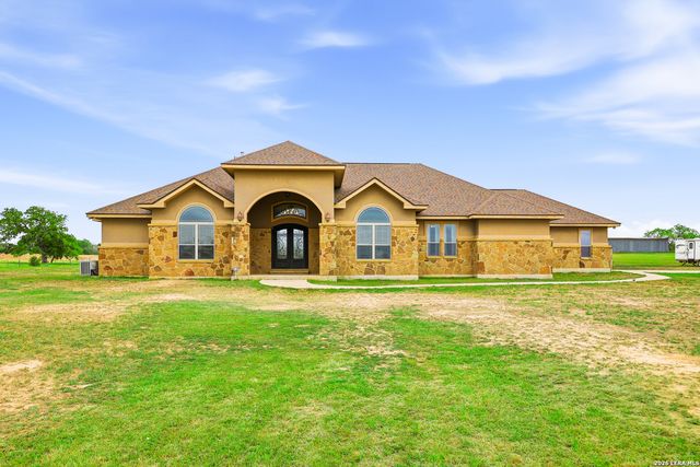 15820 Fm 539, La Vernia, TX 78121