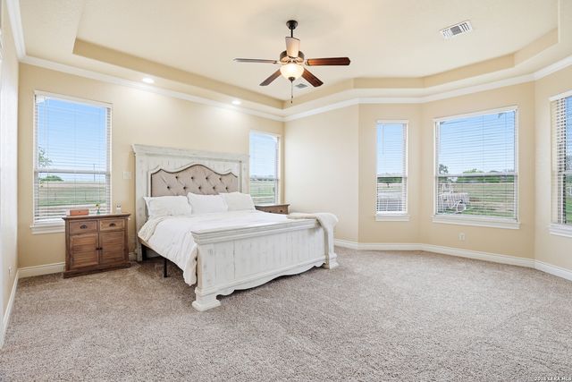 15820 Fm 539, La Vernia, TX 78121