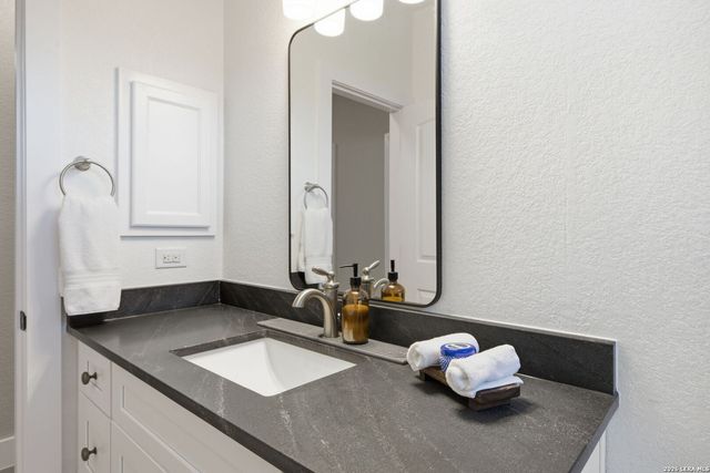 23326 WOODLAWN RDG, San Antonio, TX 78259