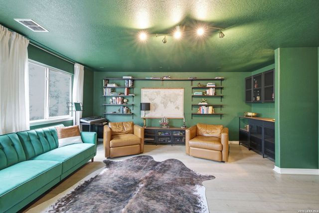 23326 WOODLAWN RDG, San Antonio, TX 78259