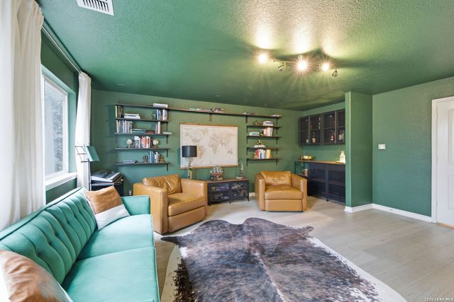 23326 WOODLAWN RDG, San Antonio, TX 78259