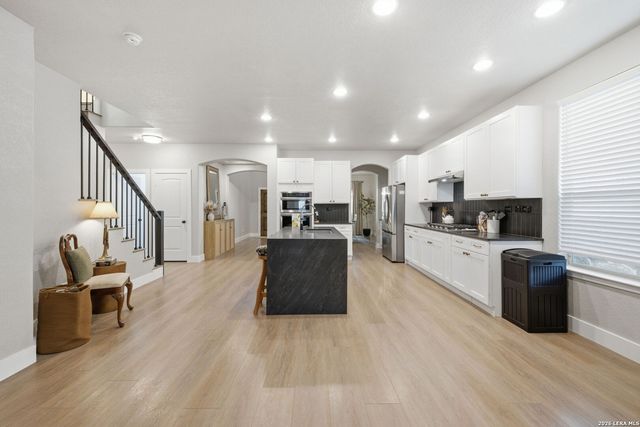23326 WOODLAWN RDG, San Antonio, TX 78259