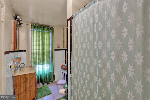 407 S 7TH ST, Reading, PA 19602