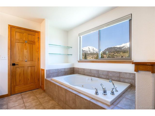 170 Allegra Dr 170, Silverthorne, CO 80498